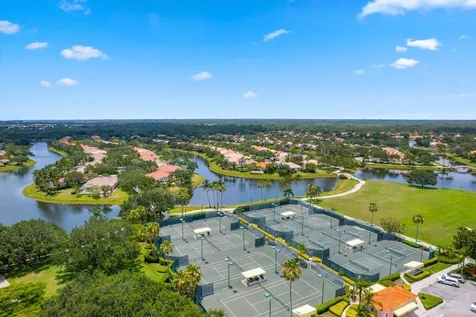 2570 Kittbuck Way West Palm Beach FL 33411