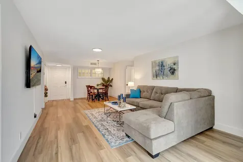 17 Colonial Club Drive Boynton Beach FL 33435