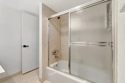 17 Colonial Club Drive Boynton Beach FL 33435