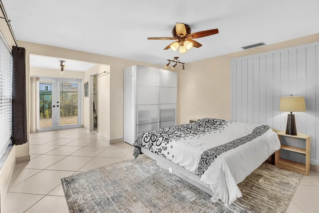 3998 NW 5th Avenue Boca Raton FL 33431