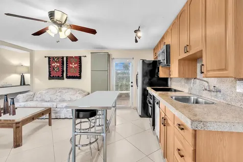3998 NW 5th Avenue Boca Raton FL 33431