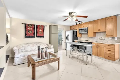 3998 NW 5th Avenue Boca Raton FL 33431