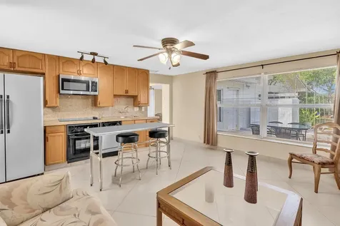 3998 NW 5th Avenue Boca Raton FL 33431