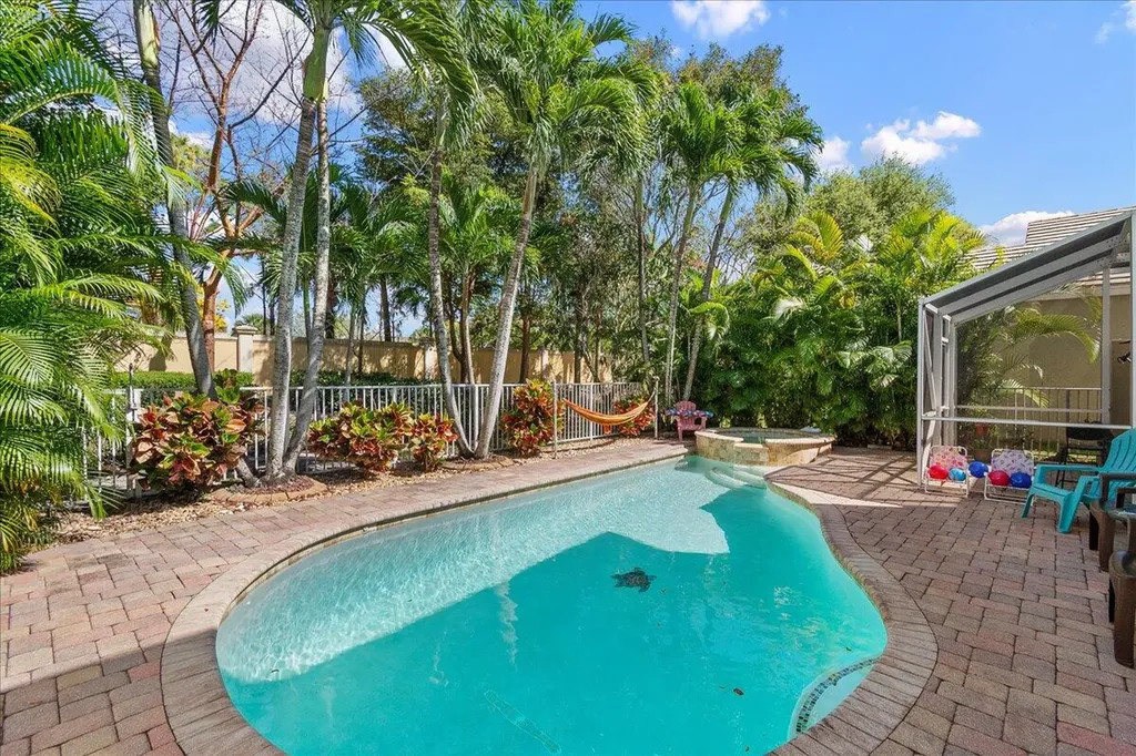 114 Lancaster Way Royal Palm Beach FL 33414