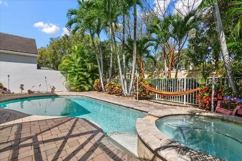 114 Lancaster Way Royal Palm Beach FL 33414