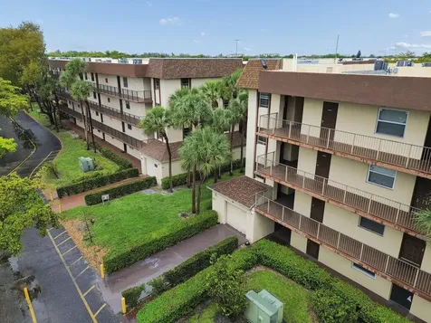 3141 NW 47th Terrace Lauderdale Lakes FL 33319