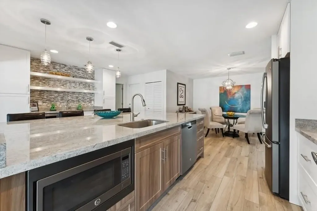 13 Little Harbor Way Deerfield Beach FL 33441