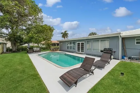 13 Little Harbor Way Deerfield Beach FL 33441
