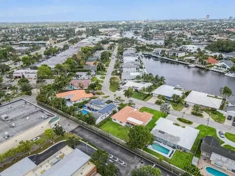 13 Little Harbor Way Deerfield Beach FL 33441