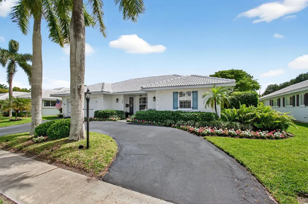 780 SW Elm Tree Lane Boca Raton FL 33486