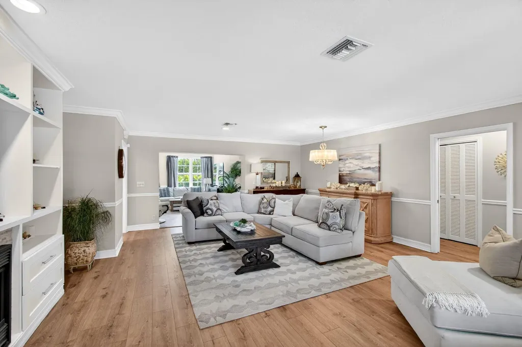 780 SW Elm Tree Lane Boca Raton FL 33486