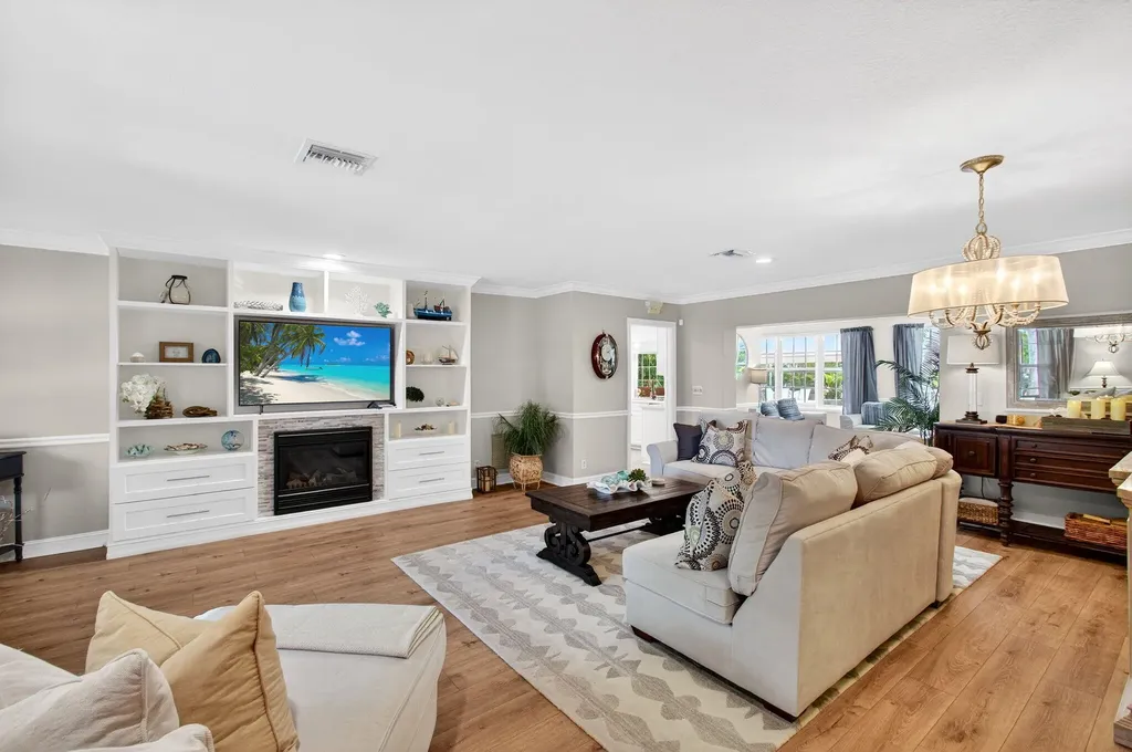 780 SW Elm Tree Lane Boca Raton FL 33486