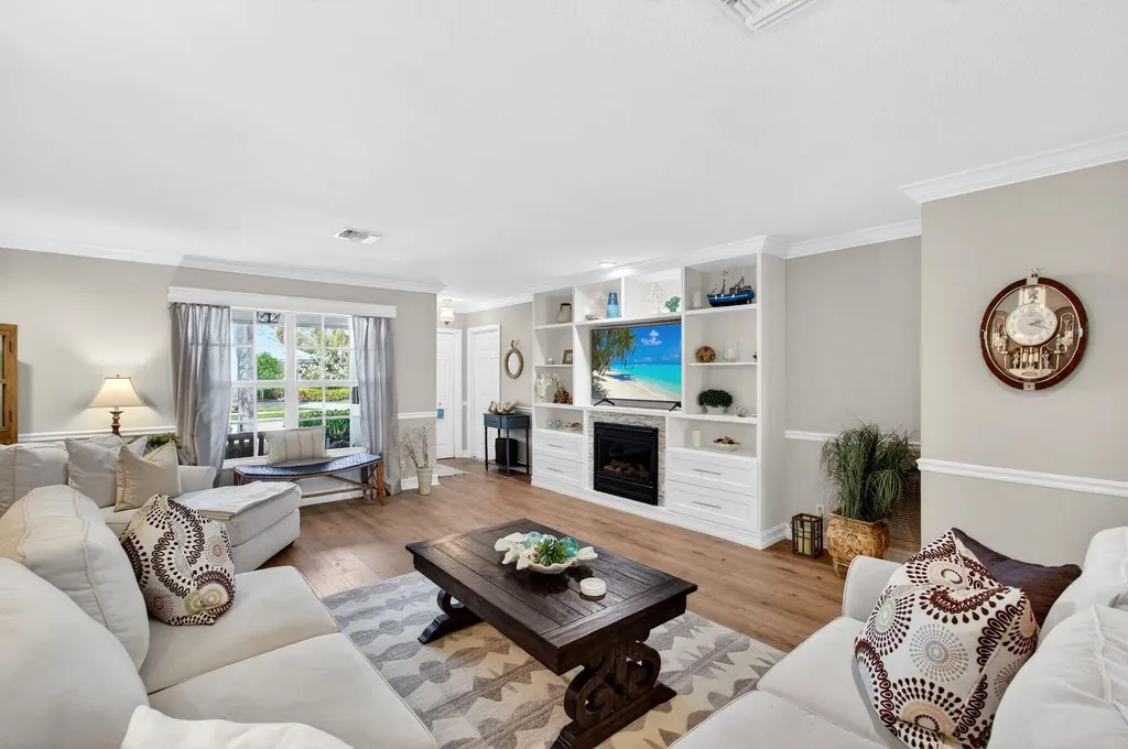 780 SW Elm Tree Lane Boca Raton FL 33486