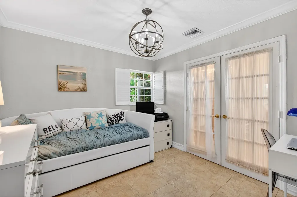 780 SW Elm Tree Lane Boca Raton FL 33486