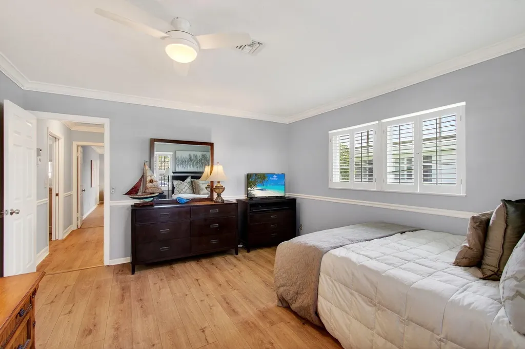 780 SW Elm Tree Lane Boca Raton FL 33486