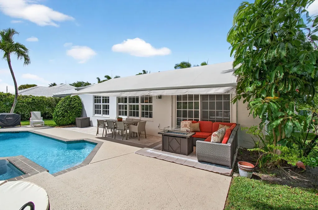 780 SW Elm Tree Lane Boca Raton FL 33486