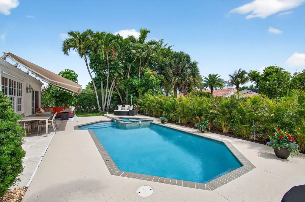 780 SW Elm Tree Lane Boca Raton FL 33486