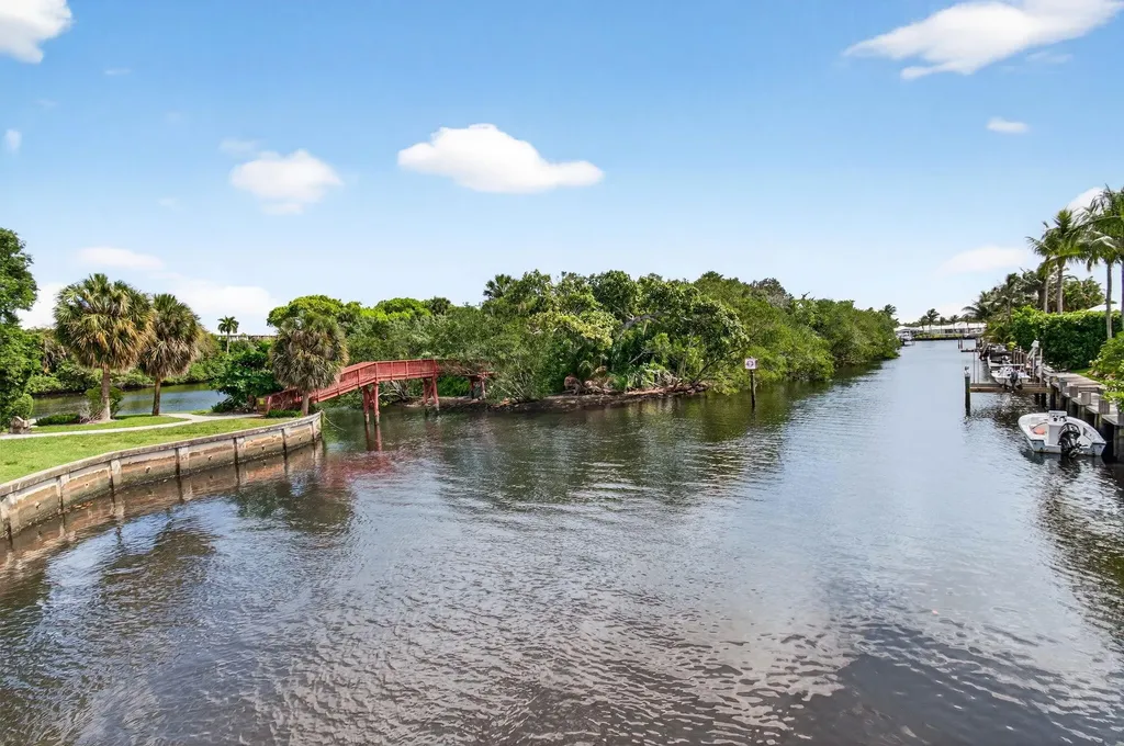 780 SW Elm Tree Lane Boca Raton FL 33486