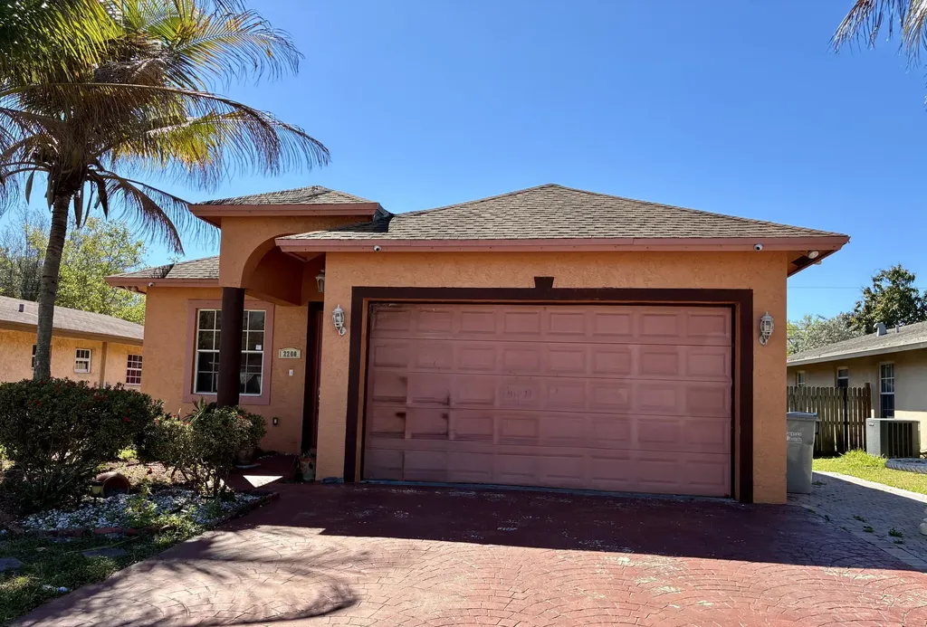 2200 NW 5th Street Pompano Beach FL 33069