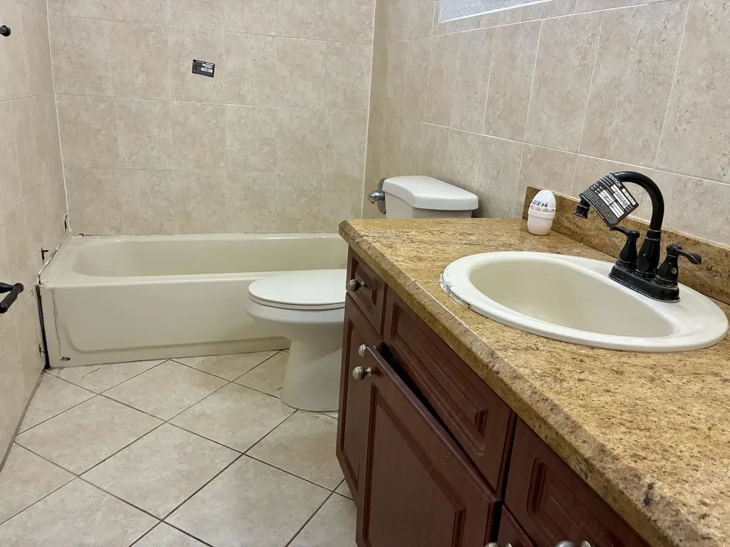 2200 NW 5th Street Pompano Beach FL 33069