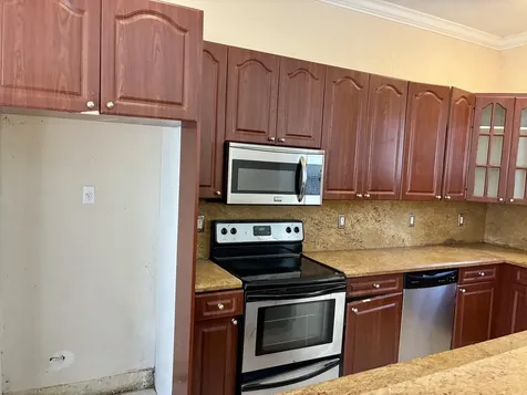 2200 NW 5th Street Pompano Beach FL 33069