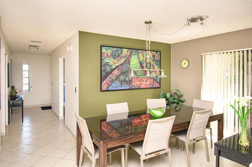 8334 Cypress Lane Boca Raton FL 33433