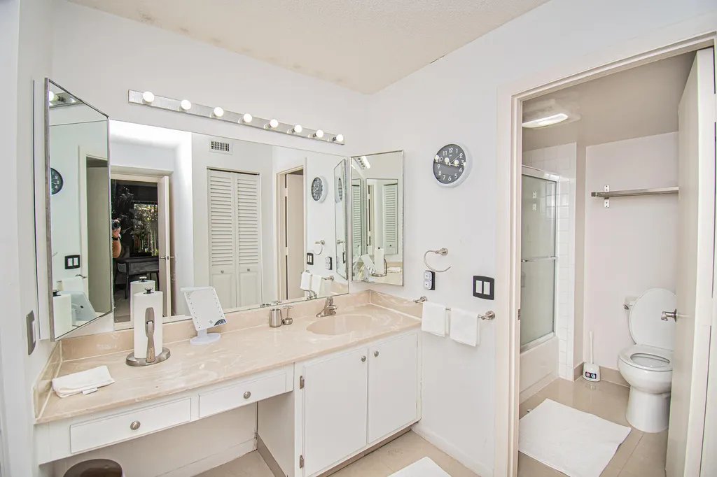 8334 Cypress Lane Boca Raton FL 33433