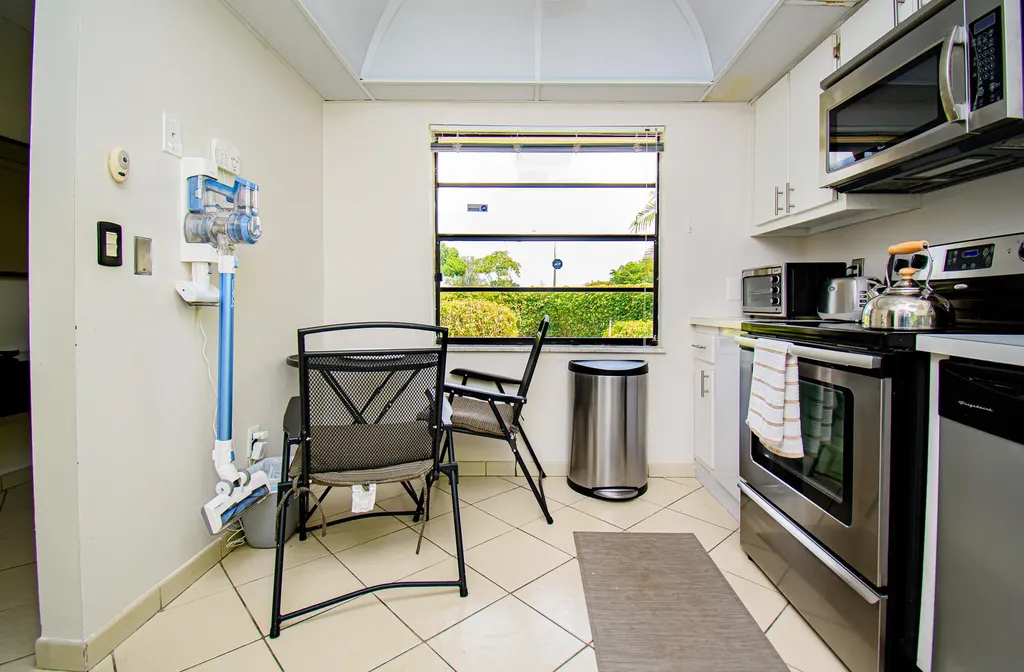 8334 Cypress Lane Boca Raton FL 33433