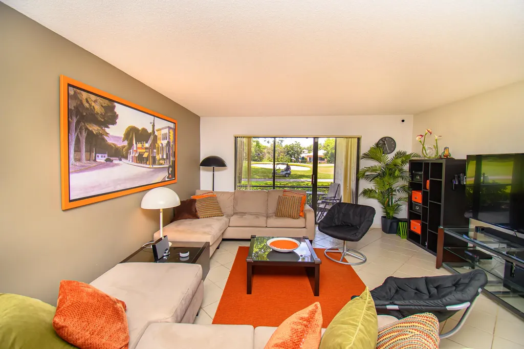 8334 Cypress Lane Boca Raton FL 33433