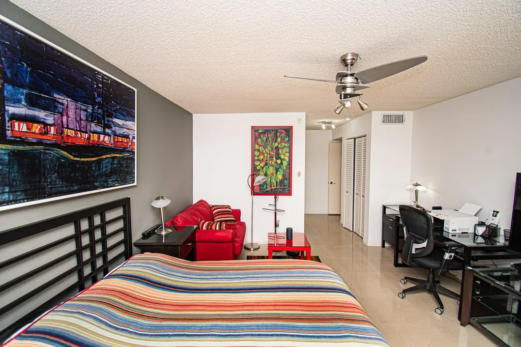 8334 Cypress Lane Boca Raton FL 33433