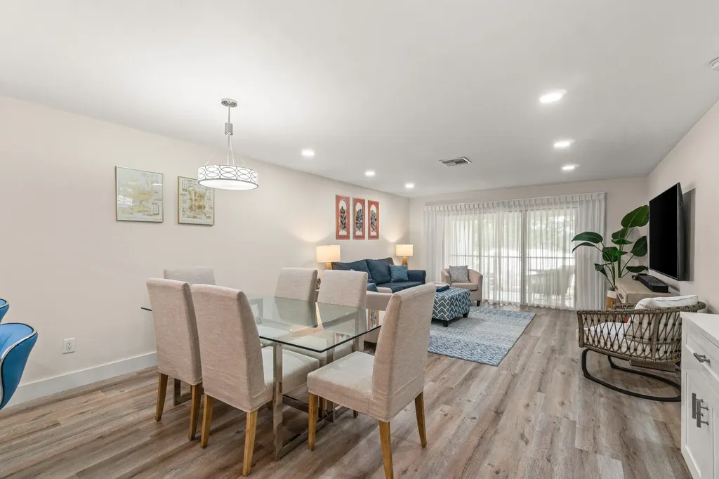 10 Southport Lane Boynton Beach FL 33436