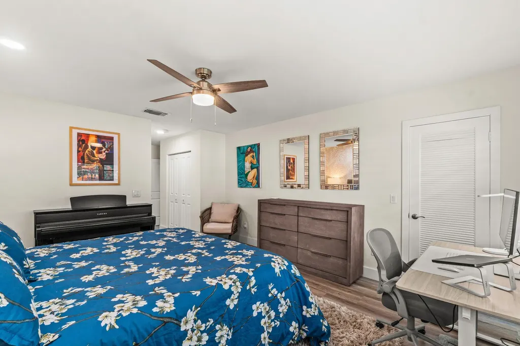 10 Southport Lane Boynton Beach FL 33436