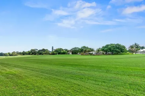 10 Southport Lane Boynton Beach FL 33436