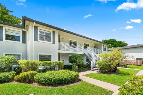 10 Southport Lane Boynton Beach FL 33436