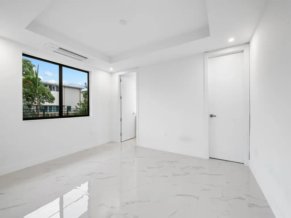 804 NE 2nd Street Fort Lauderdale FL 33301