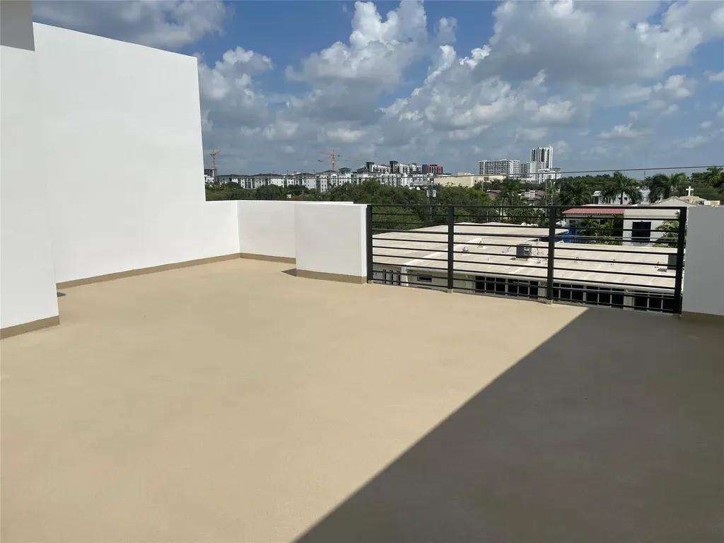 804 NE 2nd Street Fort Lauderdale FL 33301