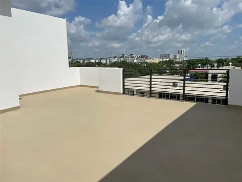 804 NE 2nd Street Fort Lauderdale FL 33301
