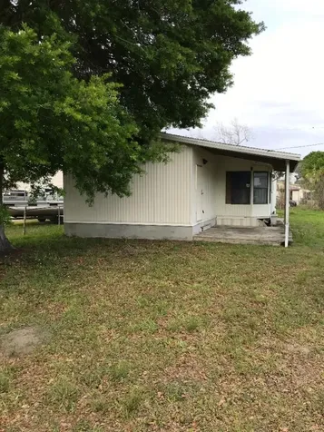 1095 Casey Lane Okeechobee FL 34974