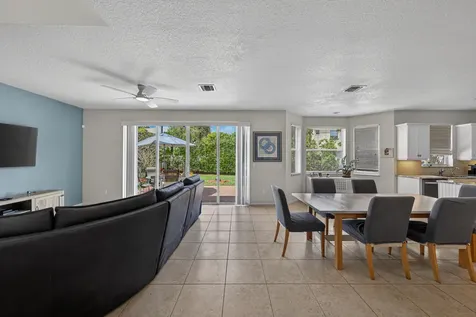 2078 Reston Circle Royal Palm Beach FL 33411