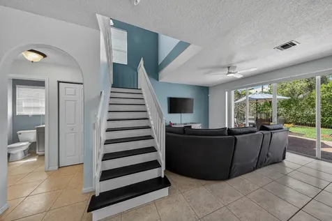 2078 Reston Circle Royal Palm Beach FL 33411