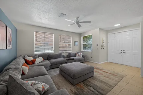 2078 Reston Circle Royal Palm Beach FL 33411