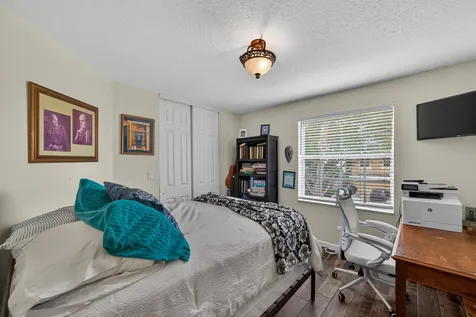 2078 Reston Circle Royal Palm Beach FL 33411