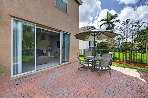 2078 Reston Circle Royal Palm Beach FL 33411