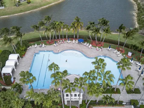 2078 Reston Circle Royal Palm Beach FL 33411