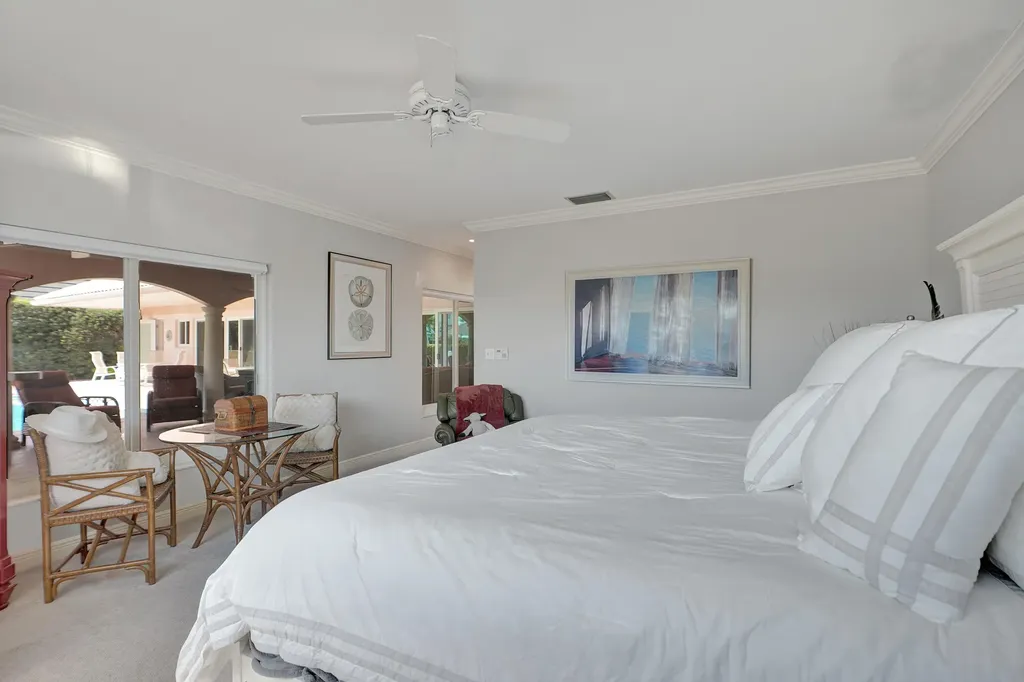 5530 Bayview Drive Fort Lauderdale FL 33308