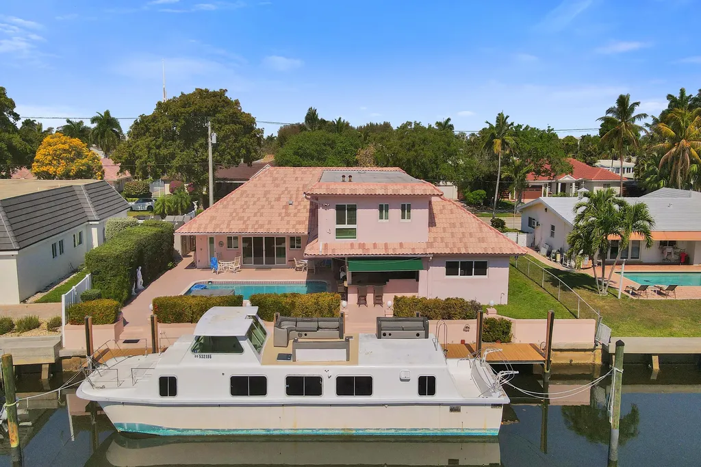 5530 Bayview Drive Fort Lauderdale FL 33308