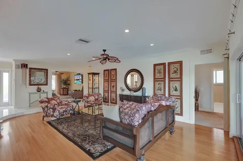 5530 Bayview Drive Fort Lauderdale FL 33308