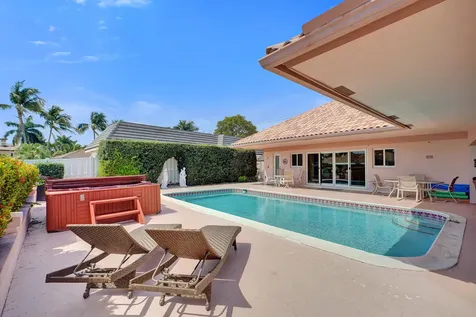 5530 Bayview Drive Fort Lauderdale FL 33308