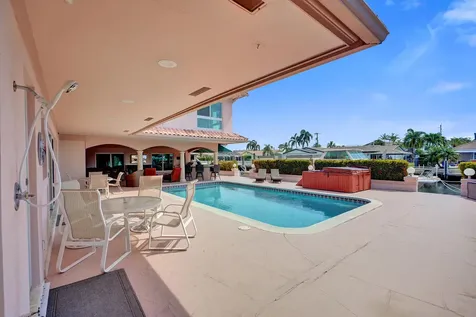 5530 Bayview Drive Fort Lauderdale FL 33308