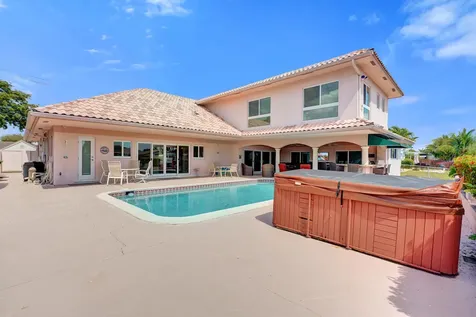 5530 Bayview Drive Fort Lauderdale FL 33308